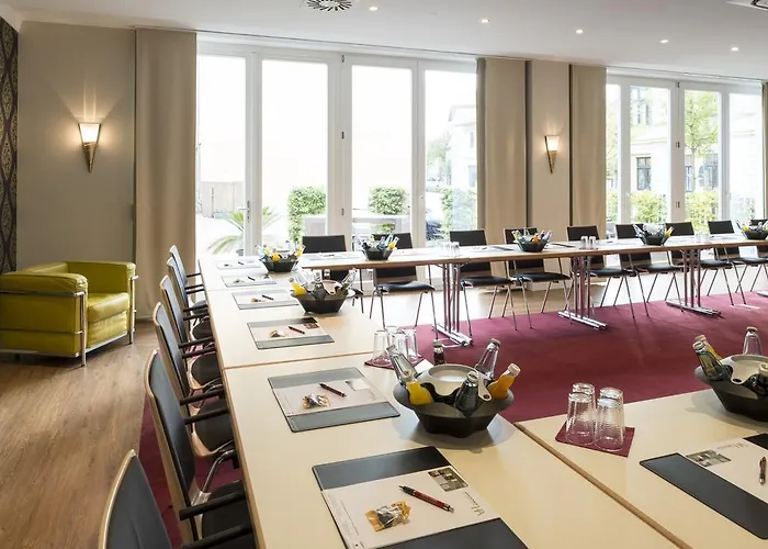 Hotel Boutique-hotel Amalienhof 3*