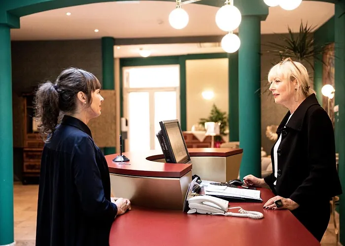 Boutique-hotel Amalienhof ホテル